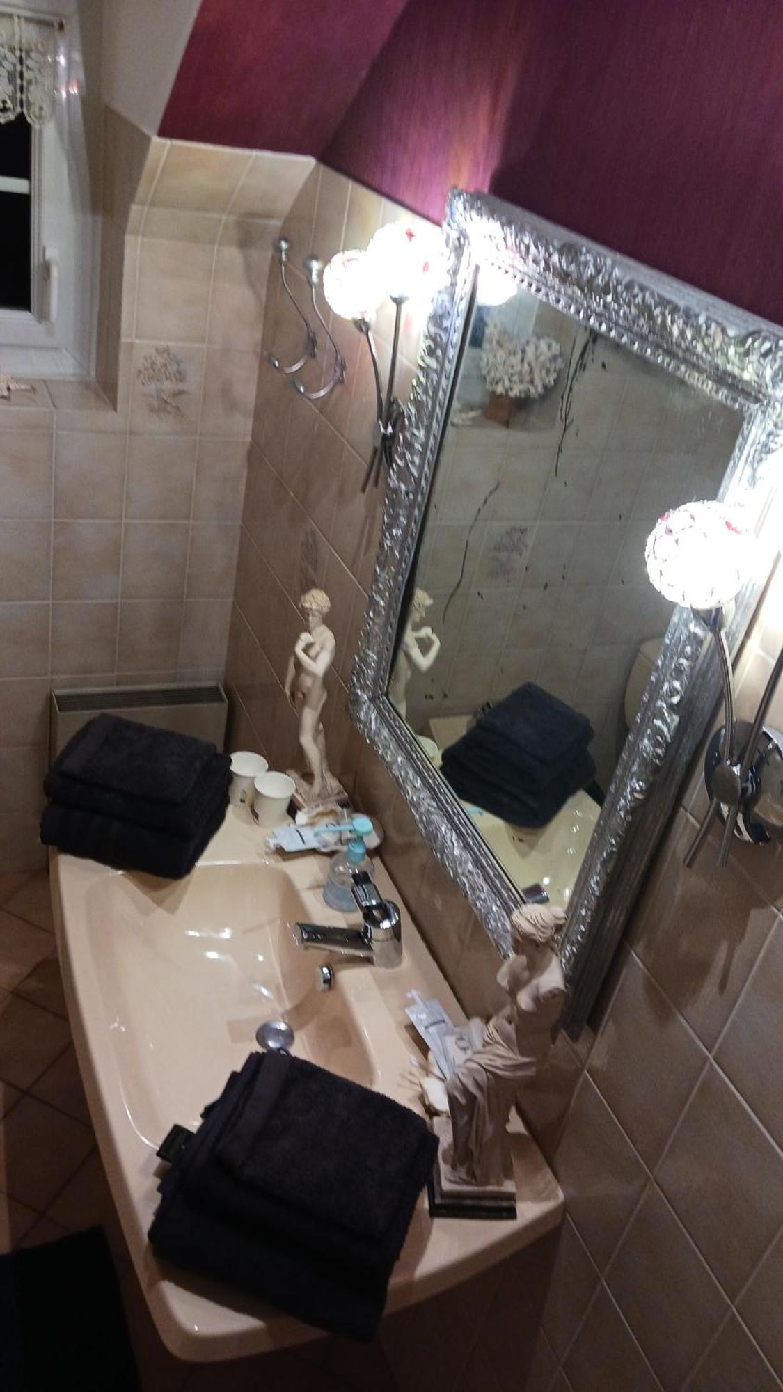Chambre D'Hotes Avec Petit Dejeuner Compris A Mégrit Kültér fotó
