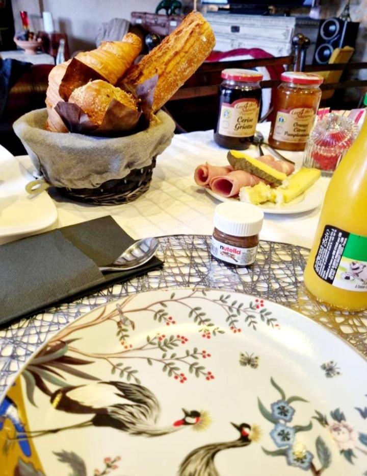 Chambre D'Hotes Avec Petit Dejeuner Compris A Mégrit Kültér fotó