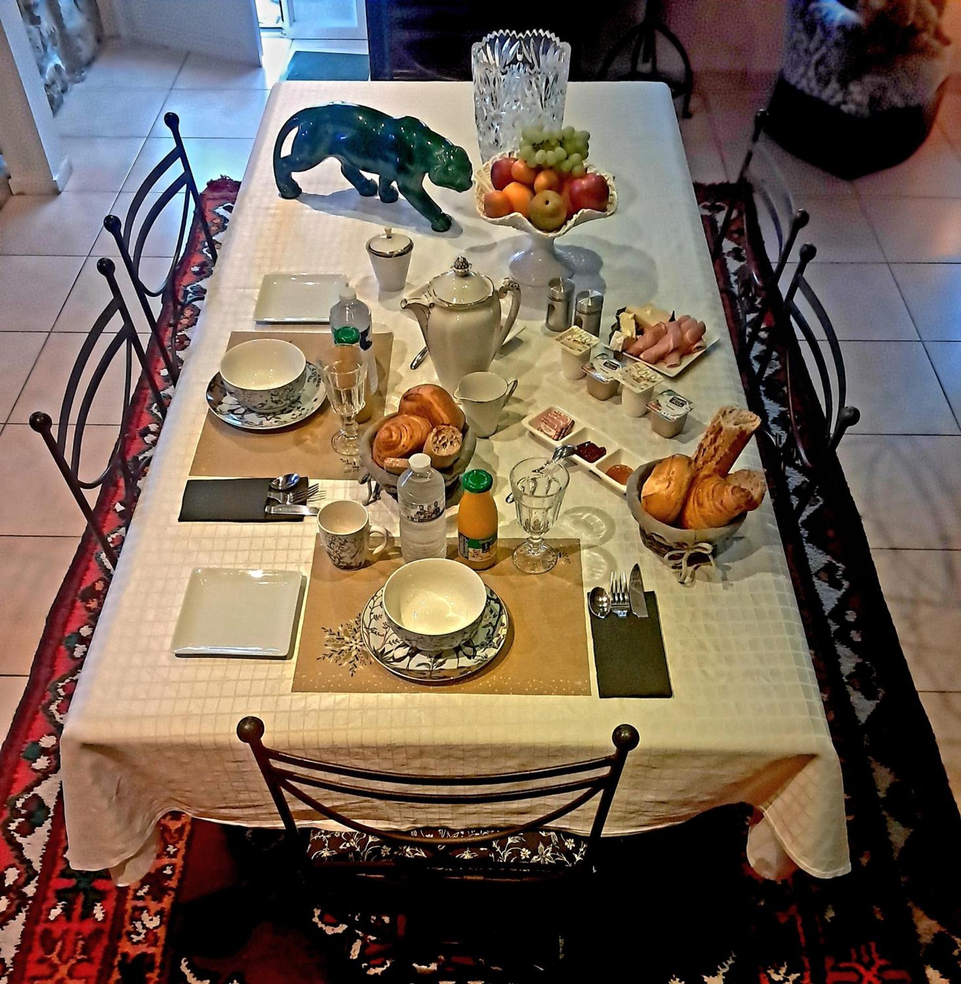Chambre D'Hotes Avec Petit Dejeuner Compris A Mégrit Kültér fotó